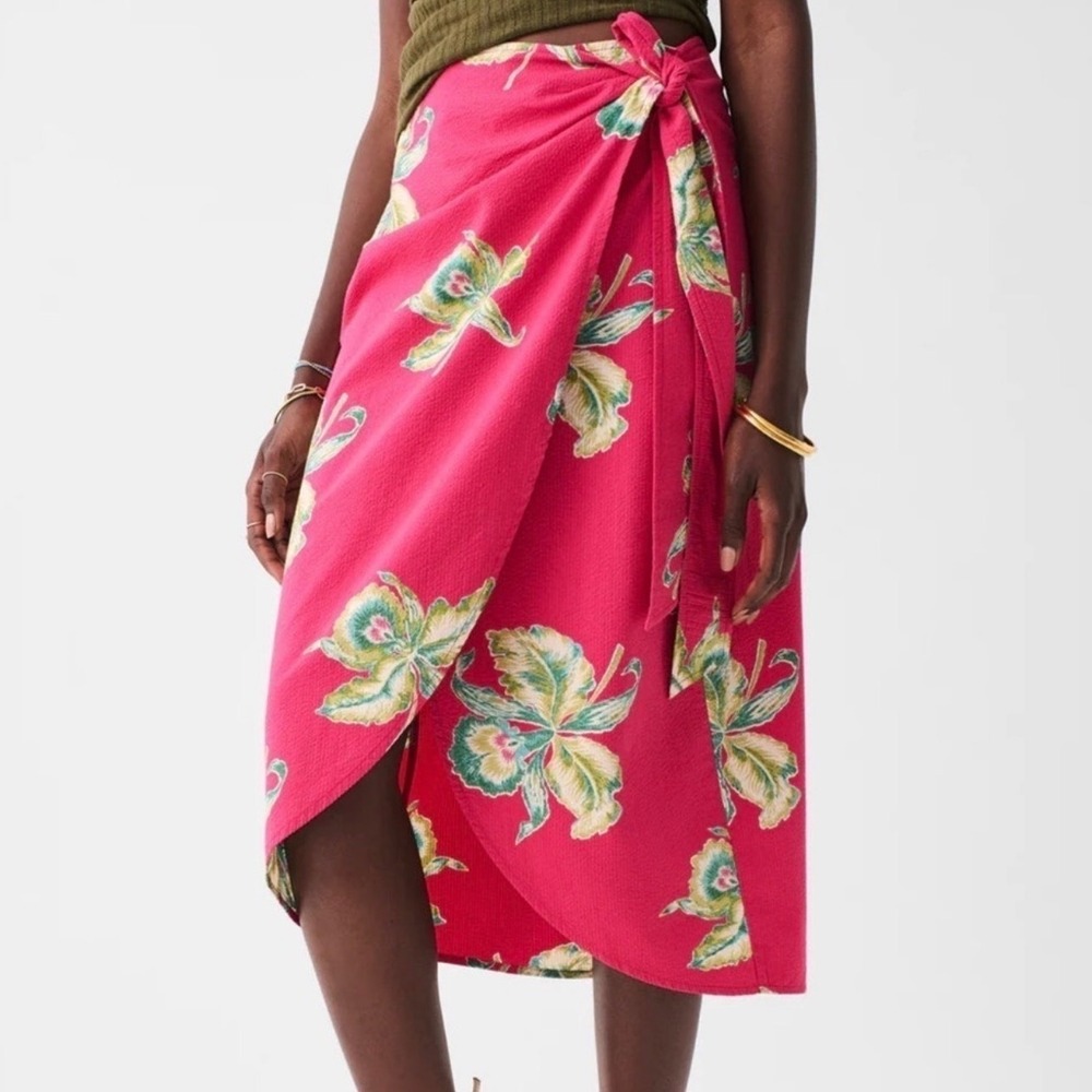 Faherty Wrap Midi Skirt Size Small Pink NWT Tropical Seersucker Resortwear